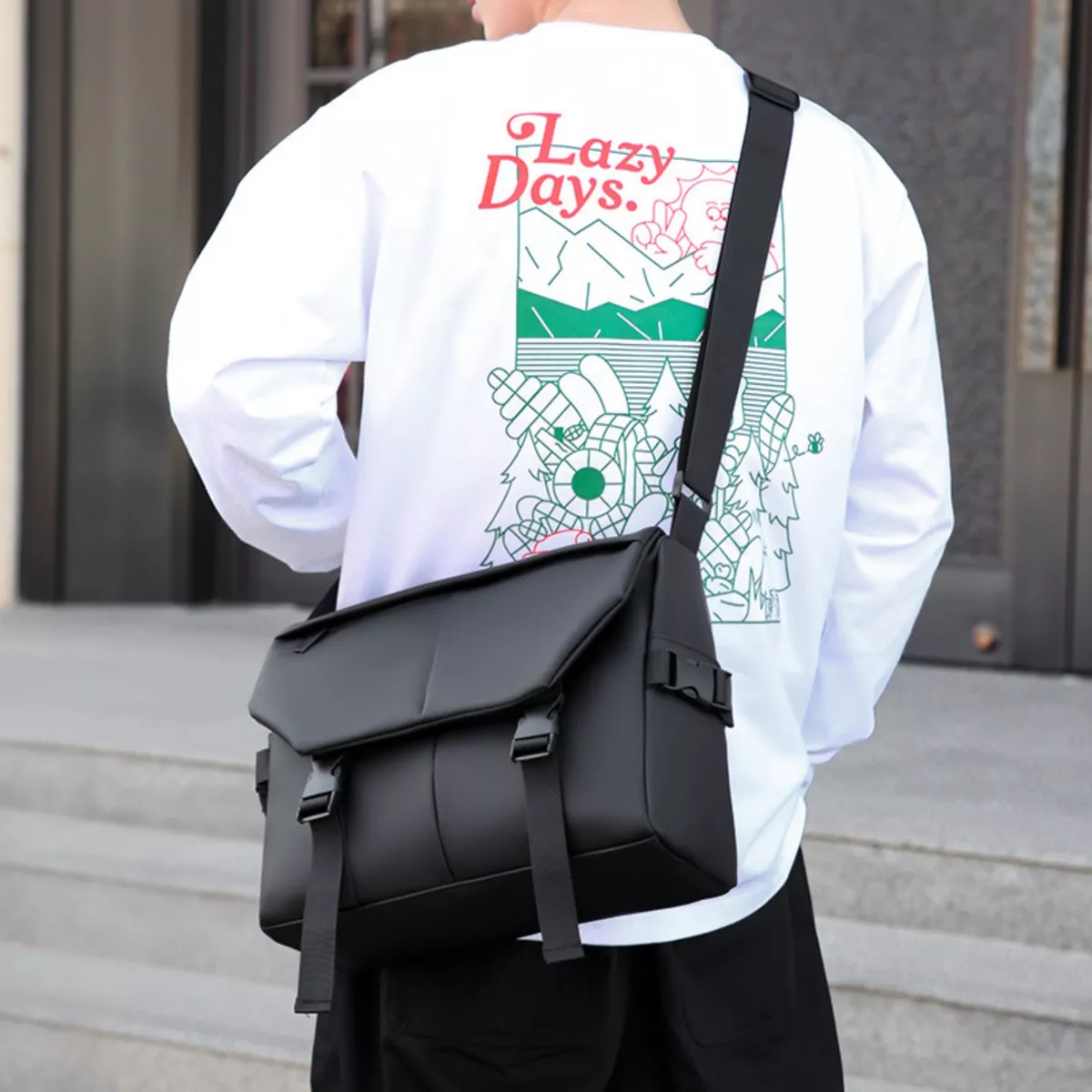 Foto 4 pulgar | Bolsa Impermeable Bandolera Negro