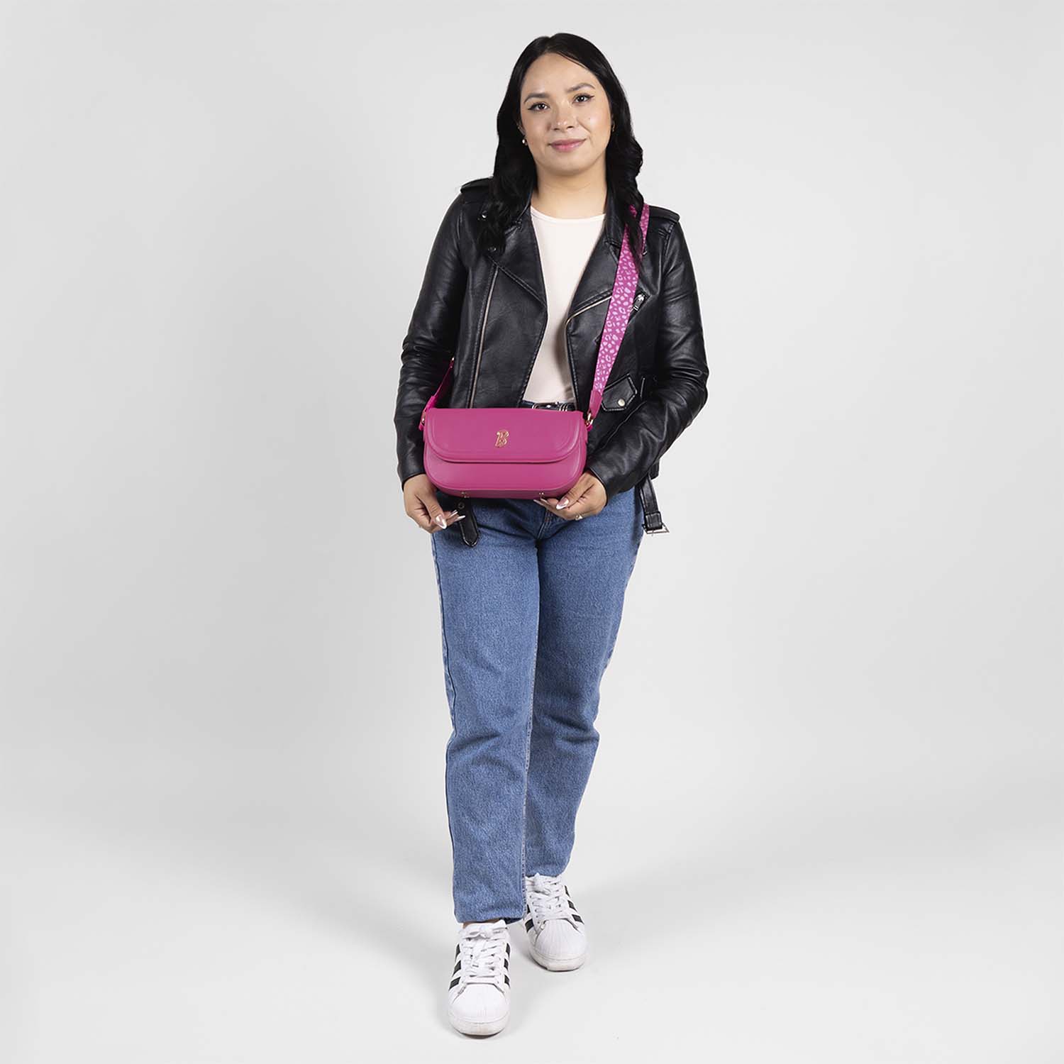 Foto 8 | Crossbody Barbie By Gorett Aitana Rosa para Mujer