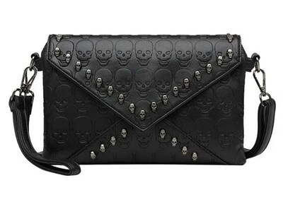 Foto 1 | Xtellar Bolso Bandolera Estilo Punk Con Diseño De Calavera Y Remaches, Accesorio De Moda Para Mujer Elegante Y Atrevida