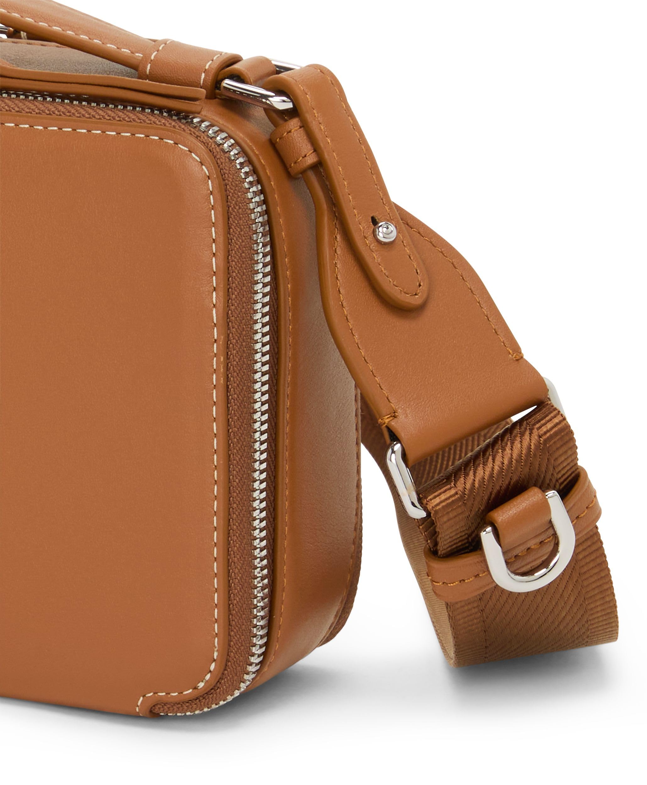 Foto 8 pulgar | Bandolera Tumi Voyageur Myla De Piel Estructurada Color Caramelo - Venta Internacional.
