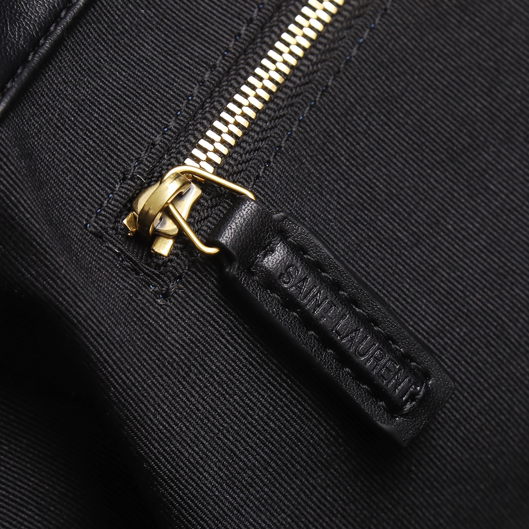 Foto 7 | Bolsa De Compras Yves Saint Laurent 2025 New Retro Diamond Grid - Venta Internacional.