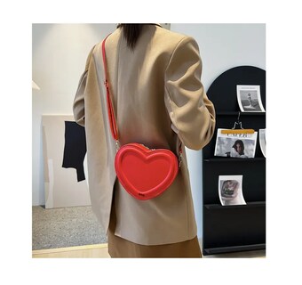 Foto 5 | Bolso Bandolera Forma Corazón Rojo