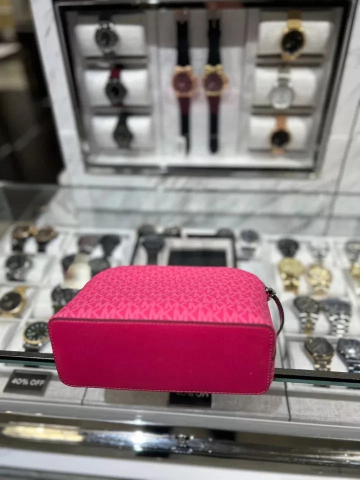 Foto 4 pulgar | Bandolera Michael Kors Jet Set Travel Dragonfruit Multi - Venta Internacional.