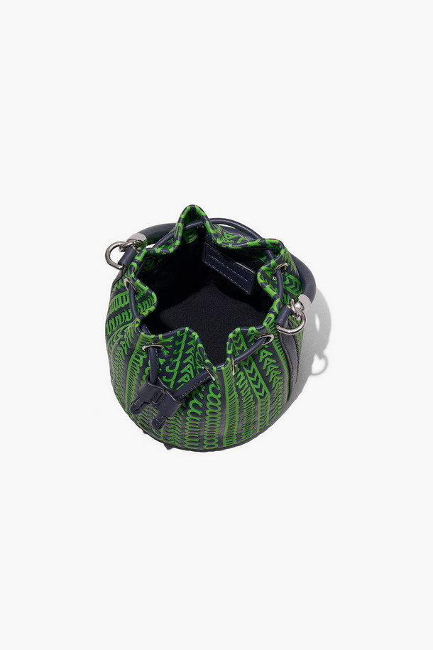 Foto 3 pulgar | The Bucket Marc Jacobs H653l03fa22 094