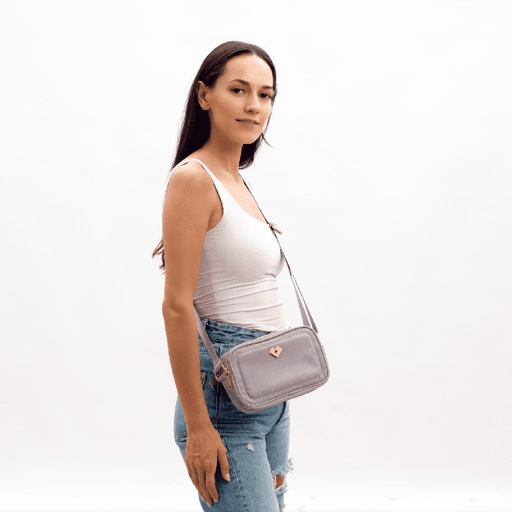 Foto 6 pulgar | Bolsa Crossbody Moderna Bandolera Luckyly Modelo Nubia Gris para Mujer