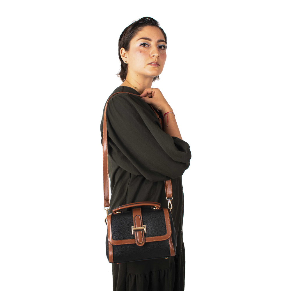 Foto 4 | Bolsa Crossbody Klean Negro con Correa Ajustable