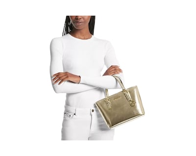 Foto 4 | Bolsa Michael Kors Jet Set Travel Extra-small Metallic Top-zip Tote Bag 35h3gtvt0m Color Dorado
