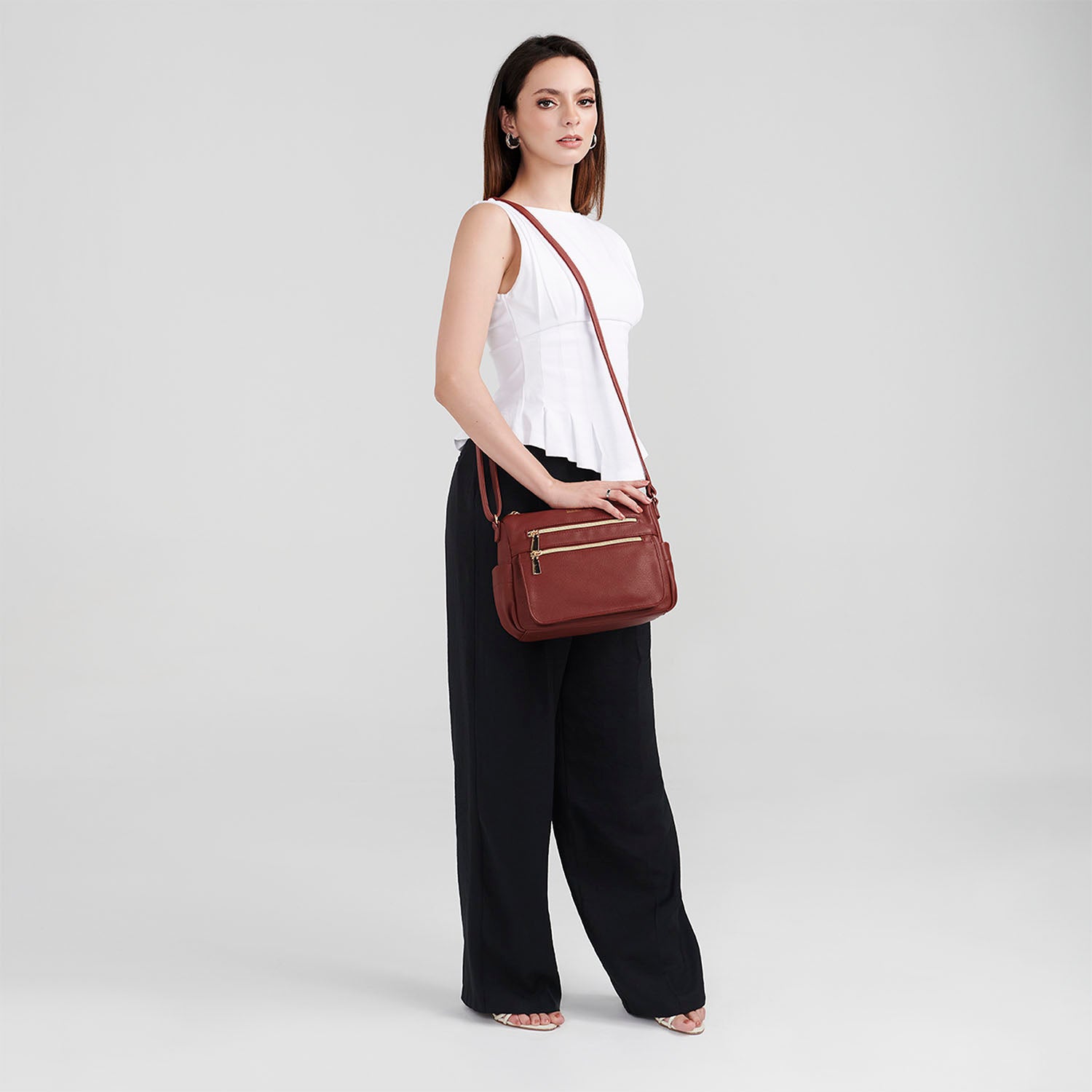 Foto 9 pulgar | Crossbody Tinto Madison Floresia