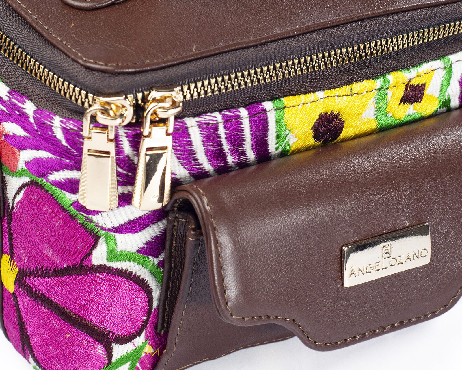 Foto 5 pulgar | Bolso Crossbody  A Ángelozano De Piel Vacuna Con Telar Artesanal, Color Café, Modelo Tania