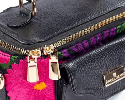 Foto 5 | Bolso Crossbody A Ángelozano De Piel Vacuna Con Telar Artesanal, Color Negro, Modelo Tania