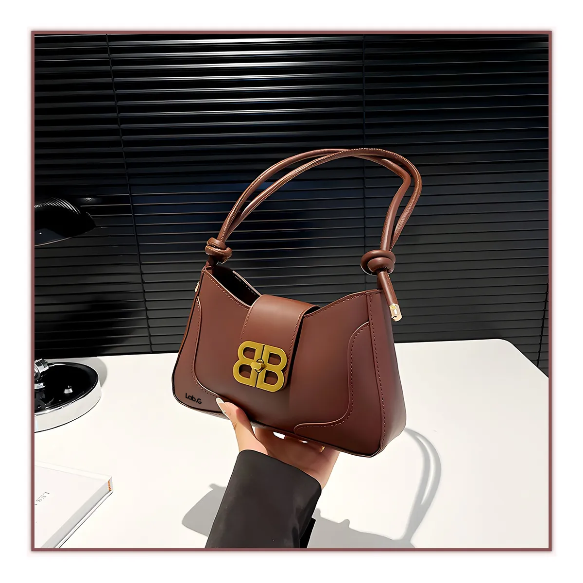 Foto 3 pulgar | Bolsas Lab.g Elegantes Para Mujer Cruzado Marron Oscuro