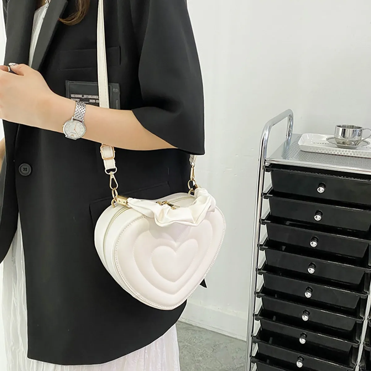 Foto 5 | Bolso Forma De Corazón Belug  Blanco