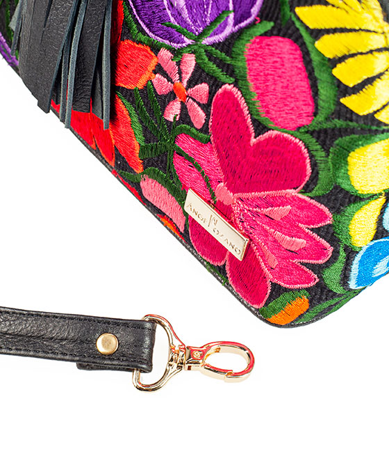 Foto 4 pulgar | Bolso Crossbody A Ángelozano Modelo Selena Telar Flores Color Negro