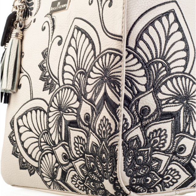 Foto 2 | Bolso Satchel Pilar  A Ángelozano Hueso Piel Vacuna Bordada Diseño Mandala