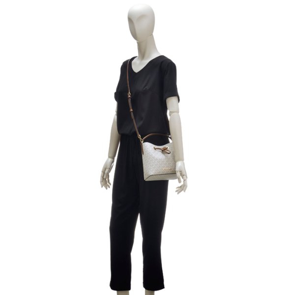 Foto 4 pulgar | Bolsa Michael Kors Suri 35t0guzc0b Vainilla/miel