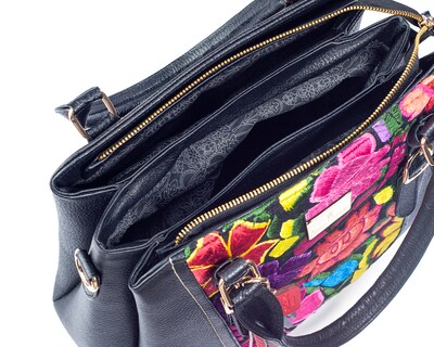 Foto 2 | Bolso Sathel A Ángelozano De Piel Vacuna Con Telar Artesanal, Color Negro, Modelo Lourdes