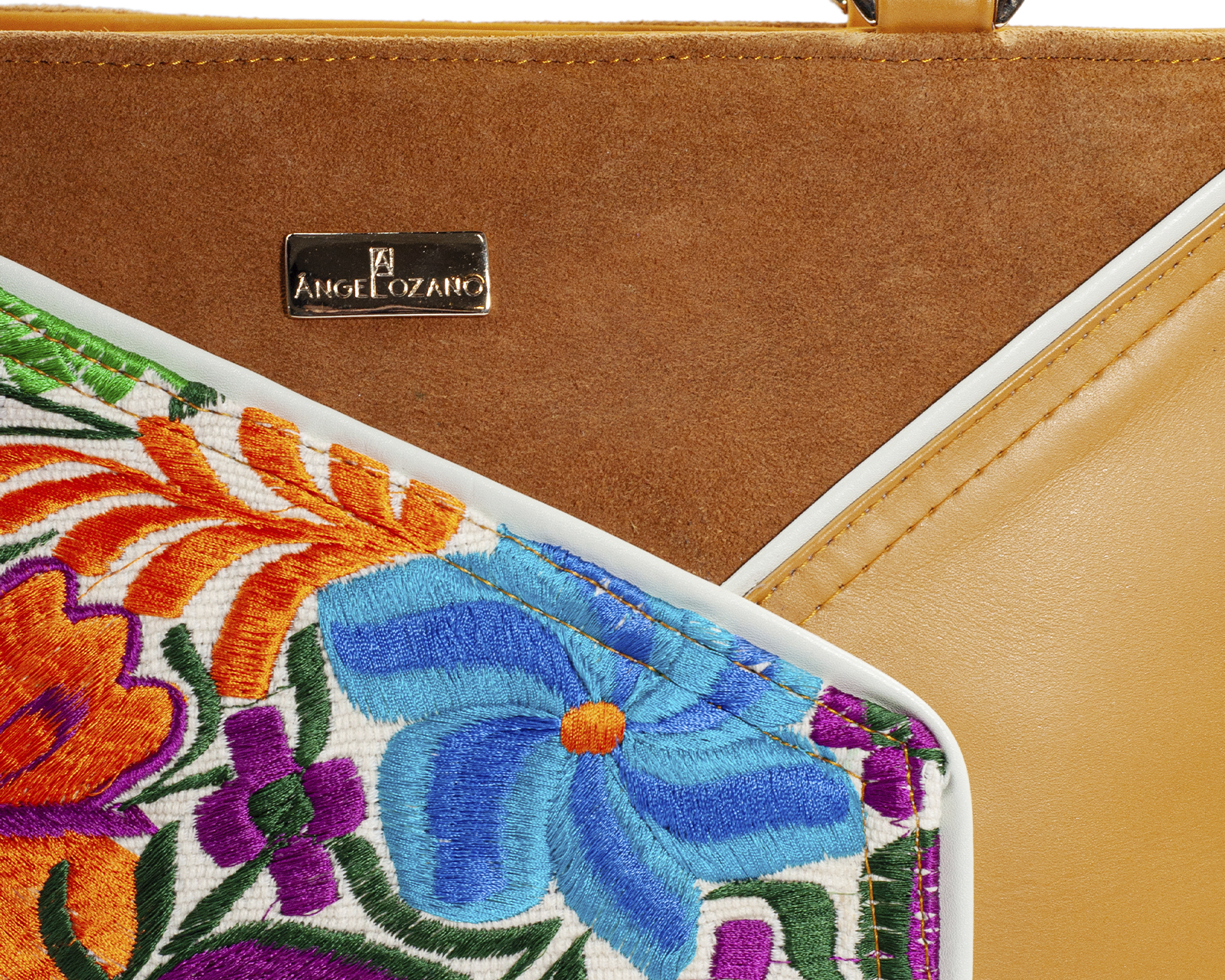 Foto 5 | Bolso Tote A Ángelozano De Piel Vacuna Con Telar Artesanal, Color Camel, Modelo Florentina Negro, Modelo Graciela
