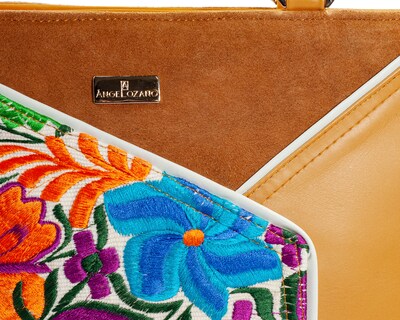 Foto 5 | Bolso Tote A Ángelozano De Piel Vacuna Con Telar Artesanal, Color Camel, Modelo Florentina Negro, Modelo Graciela
