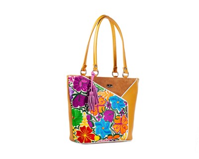 Foto 7 | Bolso Tote A Ángelozano De Piel Vacuna Con Telar Artesanal, Color Camel, Modelo Florentina Negro, Modelo Graciela