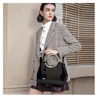 Foto 2 | Bolso De Charol Brillante Lab.g Negro