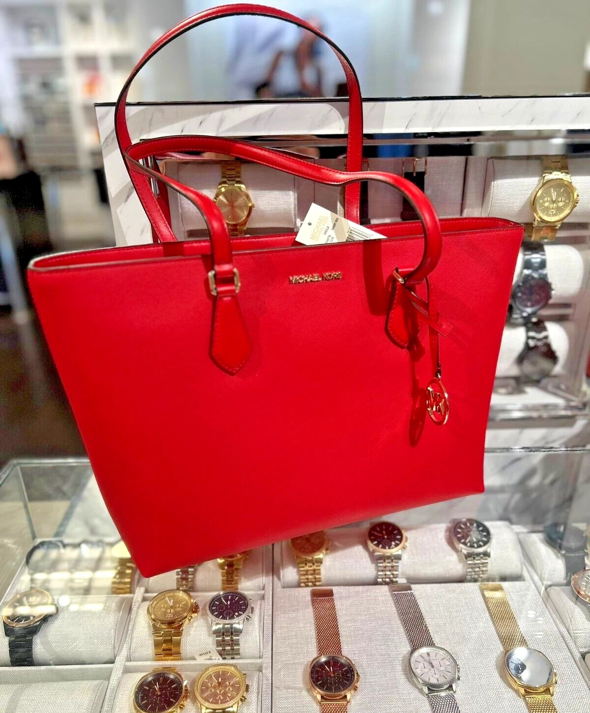 Foto 3 pulgar | Bolso De Hombro Michael Kors Sheila Large Bright Red - Venta Internacional.