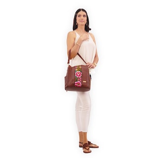 Foto 3 | Backpack Antirrobo A Ángelozano Modelo María Piel Con Telar De Zinacantán Color Shedrón