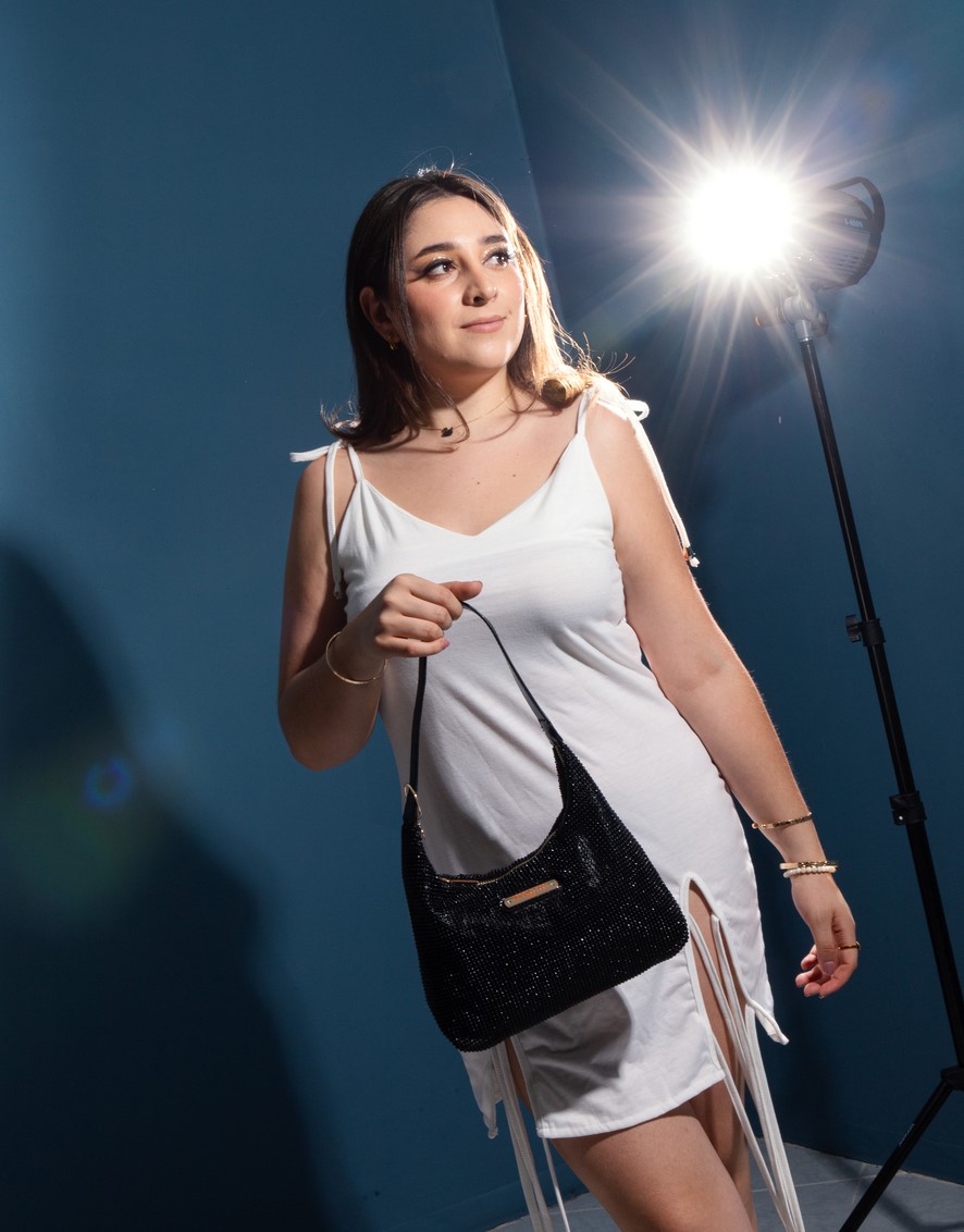Foto 6 pulgar | Bolsa Hobo Marca Nicole Lee Celestia De Fiesta Negro