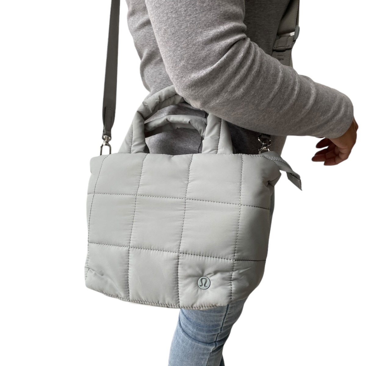 Foto 8 pulgar | Bolsa Para Dama Lululemon Crossbody Quilted Grey