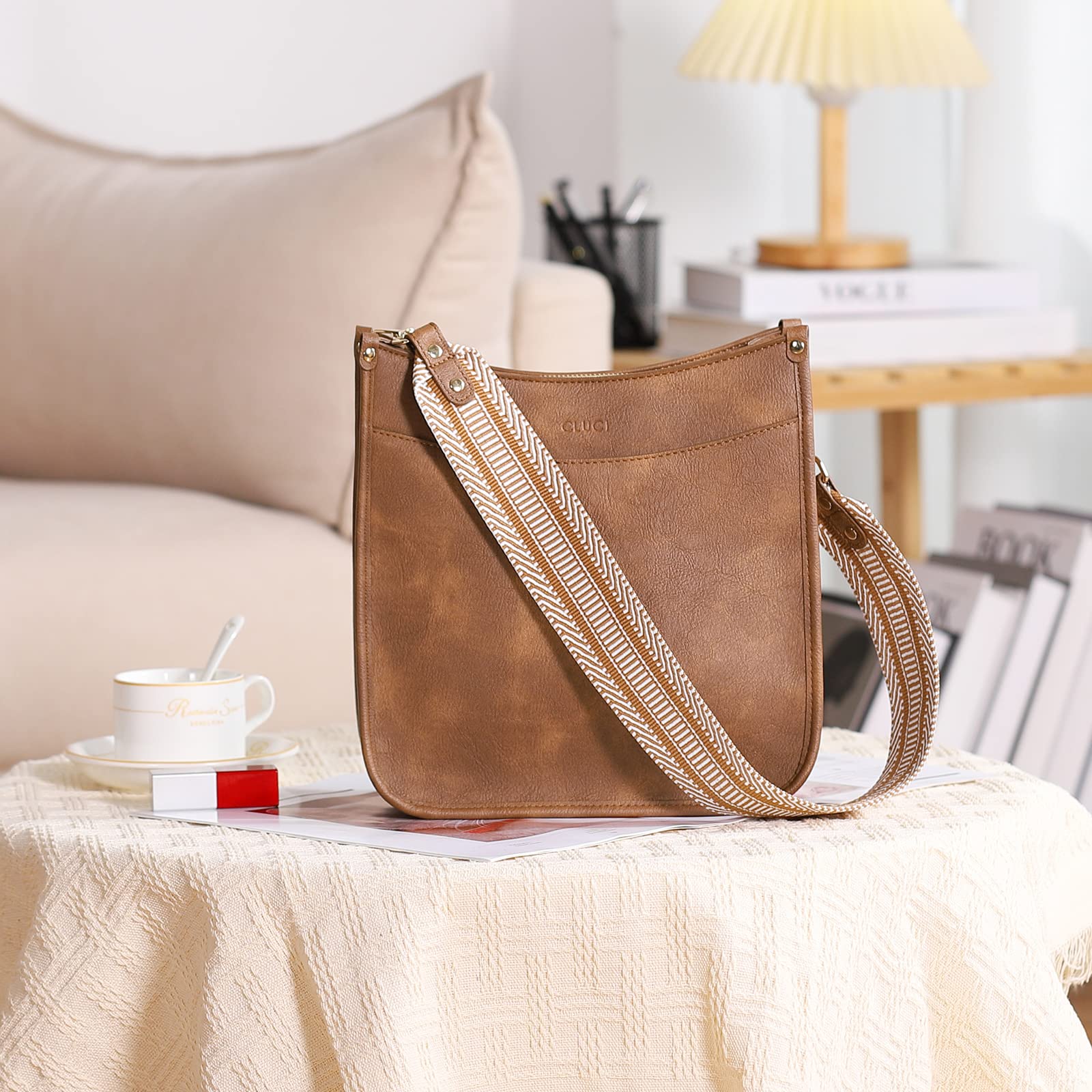 Foto 7 | Bandolera Cluci De Piel Vegana Moderna Con Dos Correas Para Mujer - Venta Internacional.