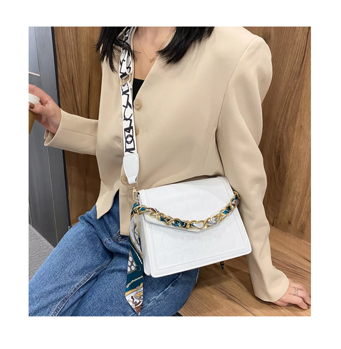 Foto 5 pulgar | Bolsa Bandolera Minimalista Para Mujer Blanca