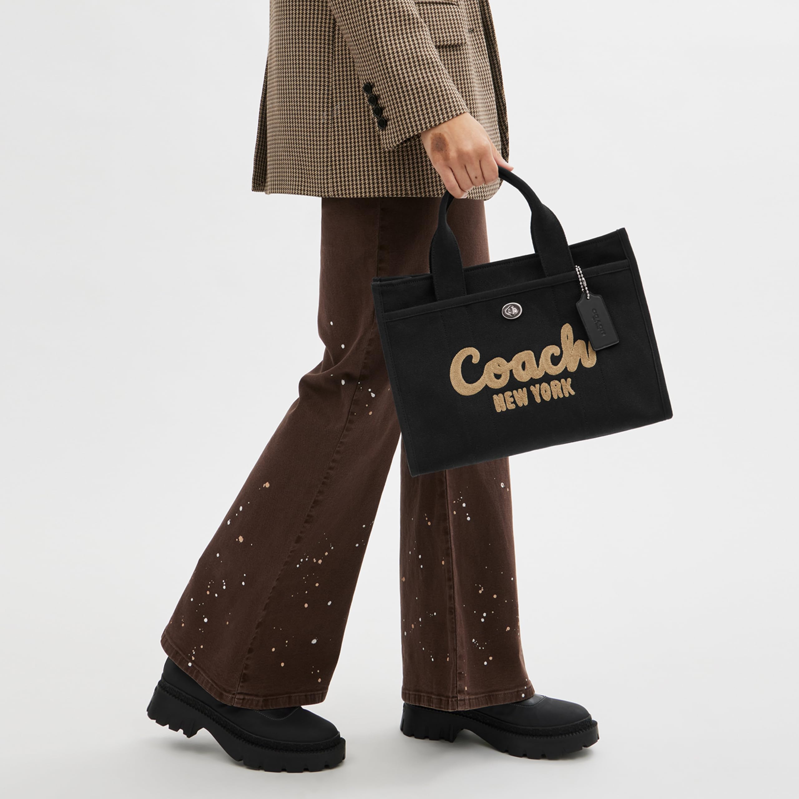 Foto 6 pulgar | Bolsa Coach Cargo Tote De Lona Y Cuero Reciclado - Venta Internacional.