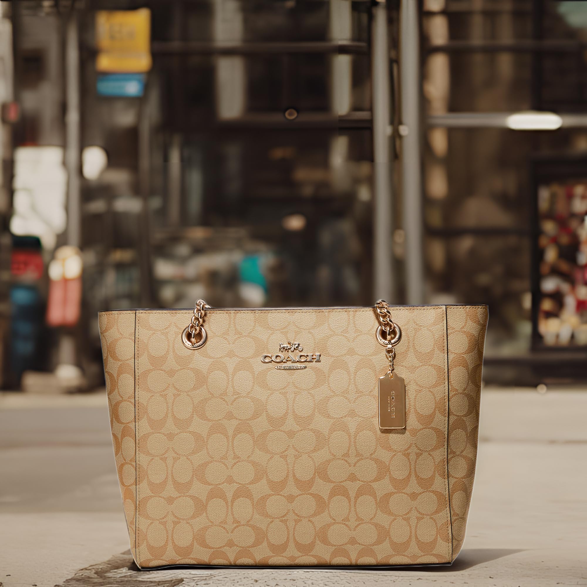 Foto 2 | Bolso De Mano Coach Cammie Chain, Color Caqui Claro, Tiza Para Mujer - Venta Internacional.