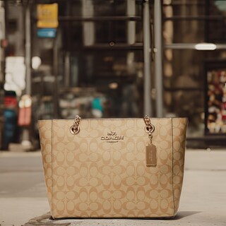 Foto 2 | Bolso De Mano Coach Cammie Chain, Color Caqui Claro, Tiza Para Mujer - Venta Internacional.