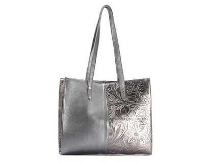 Foto 2 | Bolso Tipo Tote A Ángelozano De Piel Vacuna Con Grabado Tipo Cincelado, Color Antimonio, Modelo Leonora
