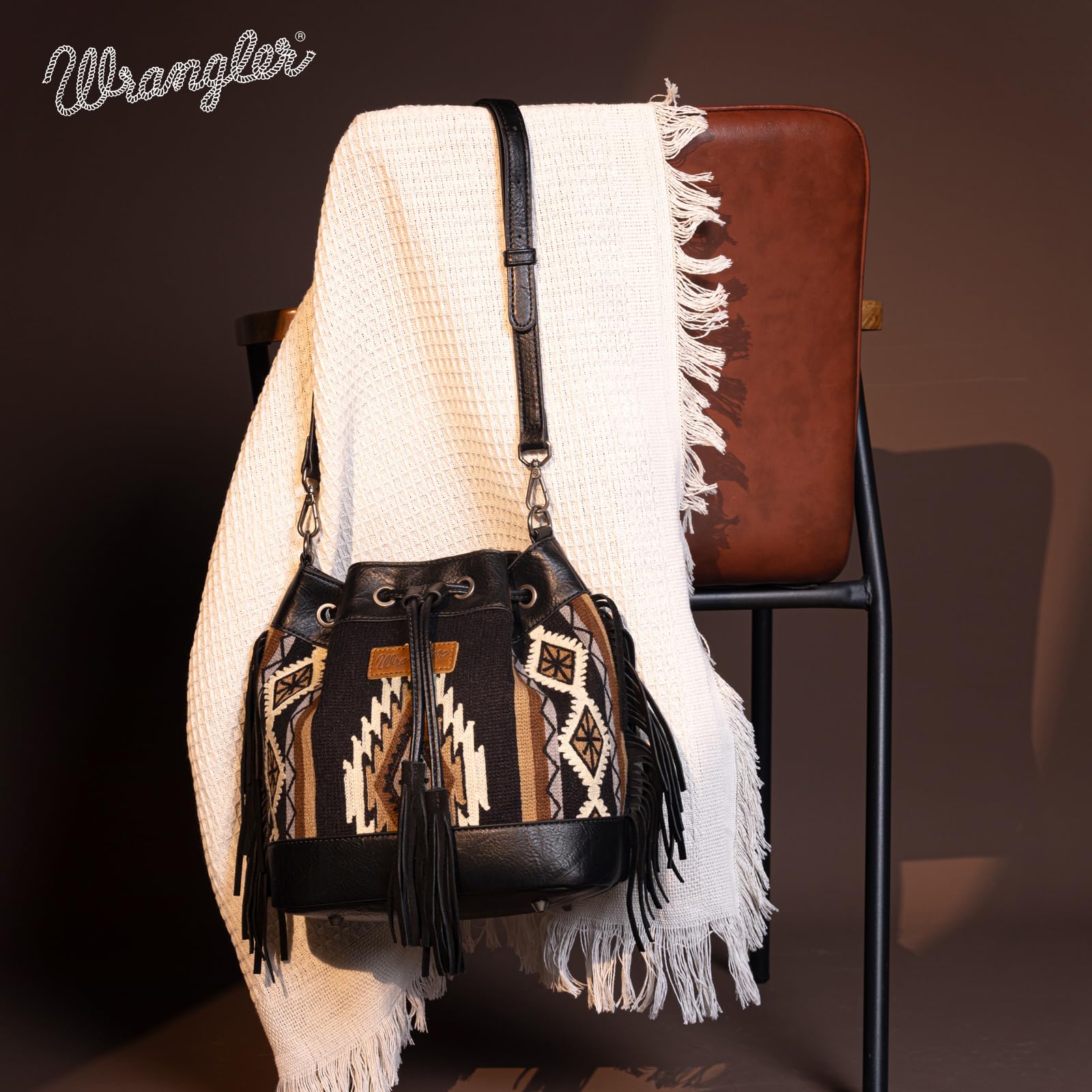 Foto 5 pulgar | Bolso Hobo Montana West Wrangler Con Tapicería Azteca De Piel Vegana - Venta Internacional.