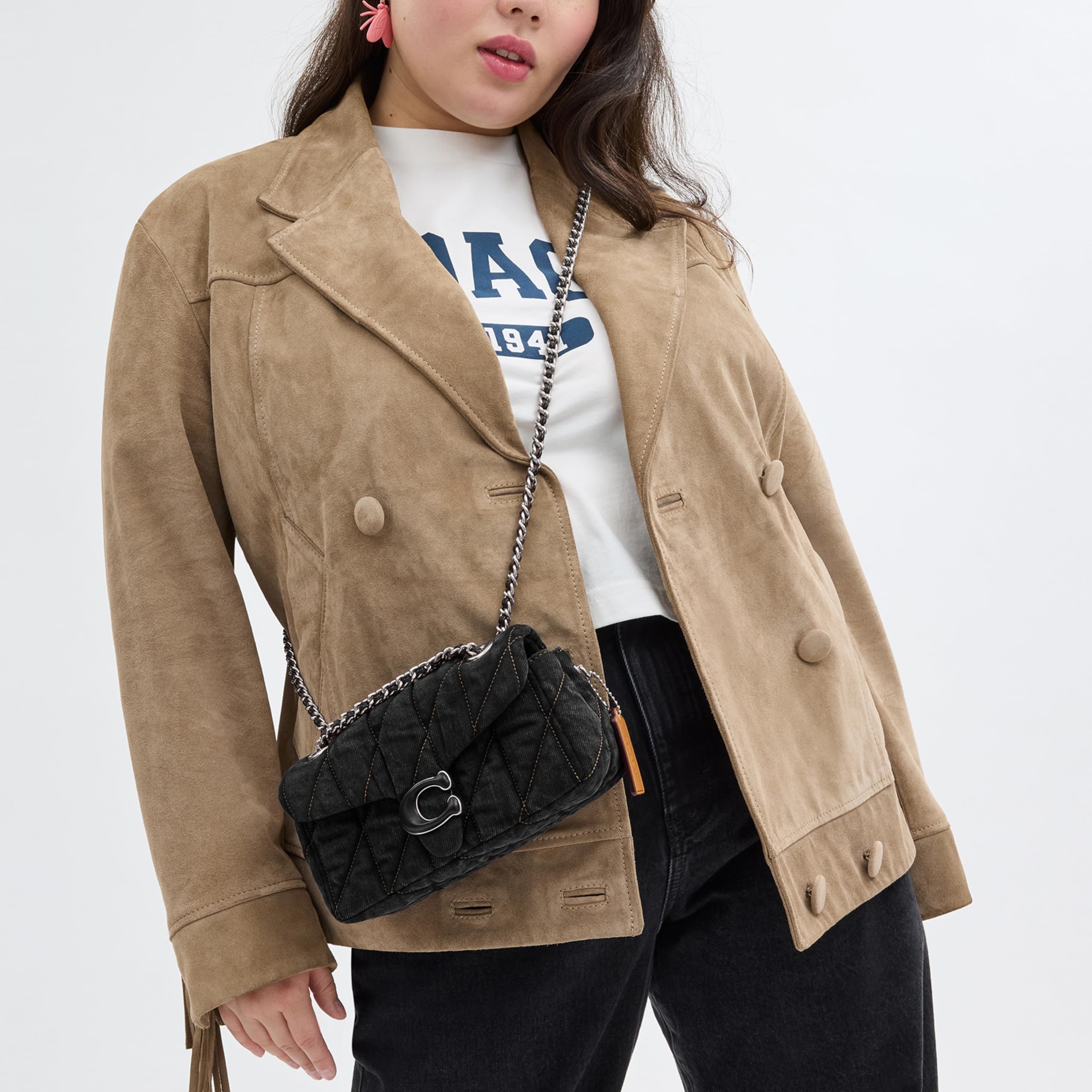 Foto 6 pulgar | Bandolera Coach Tabby 20 En Denim Negro Y Piel - Venta Internacional.