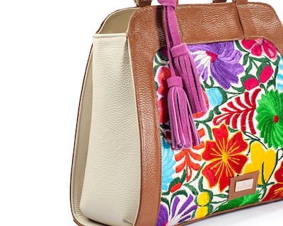 Foto 6 | Bolso Tote A Ángelozano De Piel Vacuna Con Telar Artesanal, Color Negro, Modelo Ire