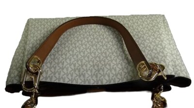 Foto 4 | Bolso De Hombro Michael Kors Trisha, Tamaño Grande, Triple Fuelle, Para Mujer - Venta Internacional.