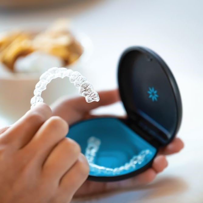 Foto 6 | Estuche Alineador Y De Retención Invisalign Negro - Venta Internacional.