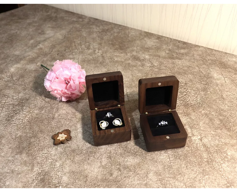 Foto 3 pulgar | Caja Xtellar De Madera Alhajero Para Anillos De Boda Y Compromiso