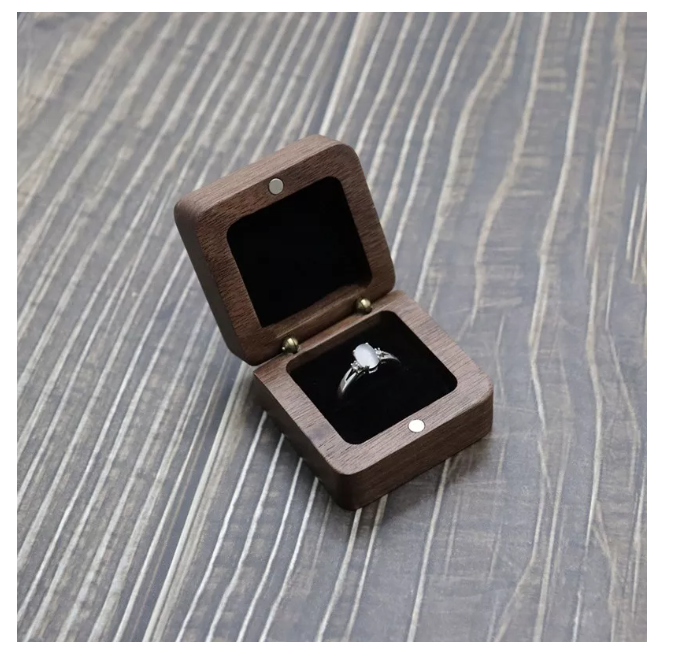 Foto 4 pulgar | Caja Xtellar De Madera Alhajero Para Anillos De Boda Y Compromiso