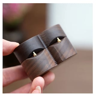 Foto 4 | Caja para Anillo Belug Corazón de Madera Nogal