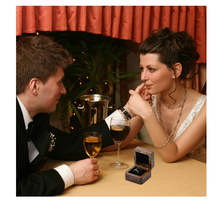 Foto 5 pulgar | Caja De Madera Nogal Para Un Anillos De Boda O Compromiso