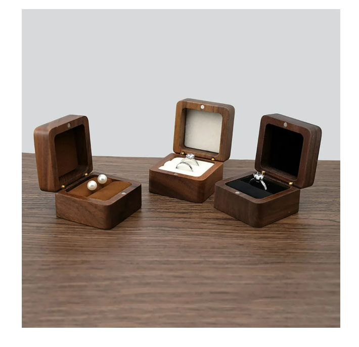 Foto 5 pulgar | Caja De Madera Nogal Para Un Anillos De Boda O Compromiso