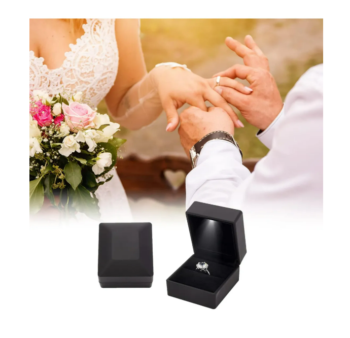 Foto 4 pulgar | Estuche para Anillo con Luz Led