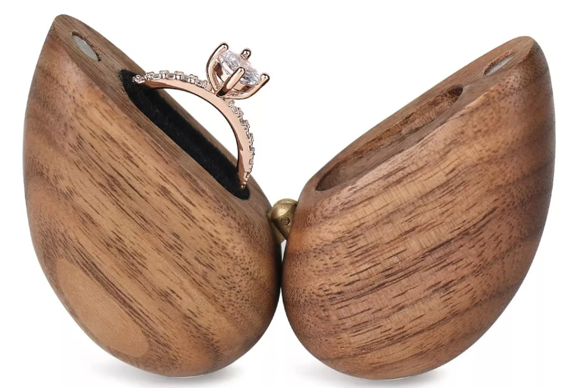 Foto 2 pulgar | Caja Corazón Xtellar De Madera Para Anillos Marron