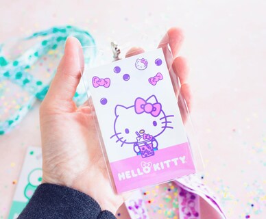 Foto 3 | Cordones Sanrio Hello Kitty y Keroppi Boba Tea con Identificación - Venta Internacional