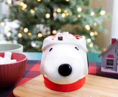 Foto 6 | Bufanda Silver Buffalo Peanuts Snoopy De Papá Noel 600 Ml Cerámica - Venta Internacional.