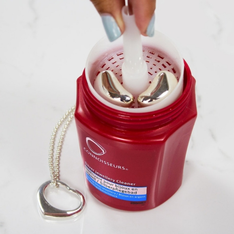 Foto 4 pulgar | Limpiador Líquido Para Joyas Silver Jewelry Clean Connoisseurs 236 Ml - Venta Internacional.