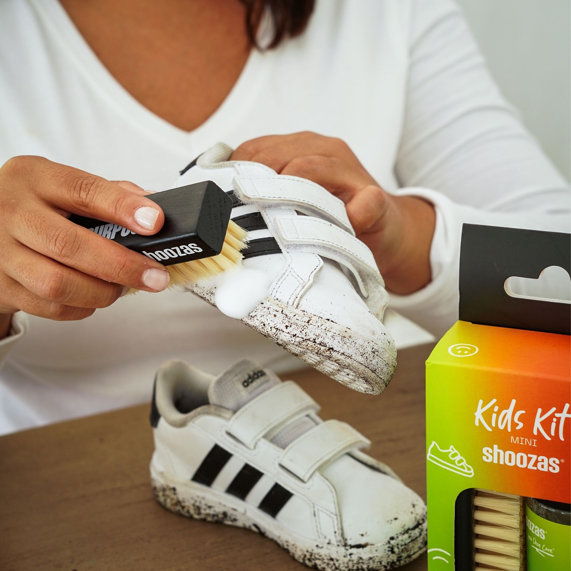 Foto 6 pulgar | Combo Kids 2 Productos Limpieza De Tenis Shoozas
